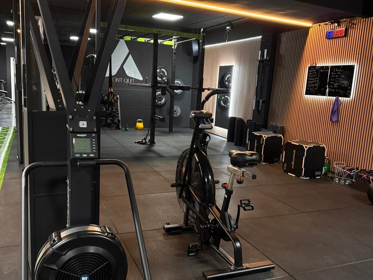 Zona de Entrenamiento Personal en Destino Fit, gimnasio en Teba